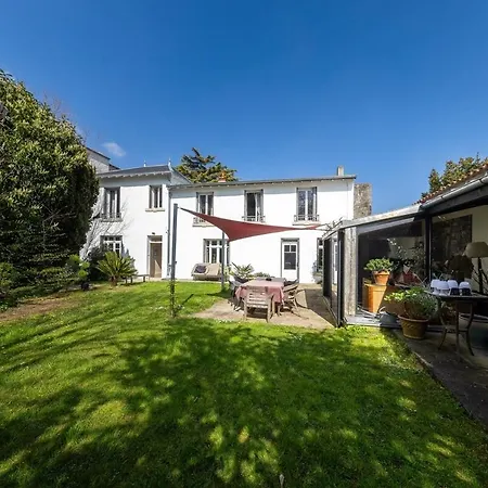 Maison Charme • Pkg • Jacuzzi • Jardin • Marche Ferienhaus *