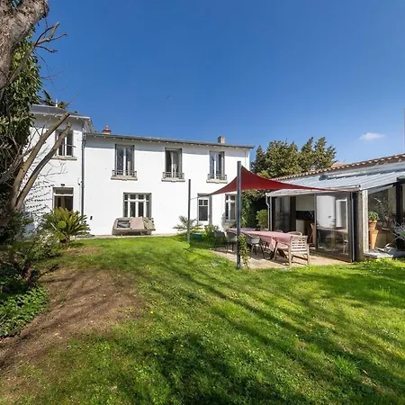 Maison Charme • Pkg • Jacuzzi • Jardin • Marche La Rochelle (Charente-Maritime)