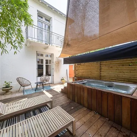 Maison Charme • Pkg • Jacuzzi • Jardin • Marche La Rochelle (Charente-Maritime)